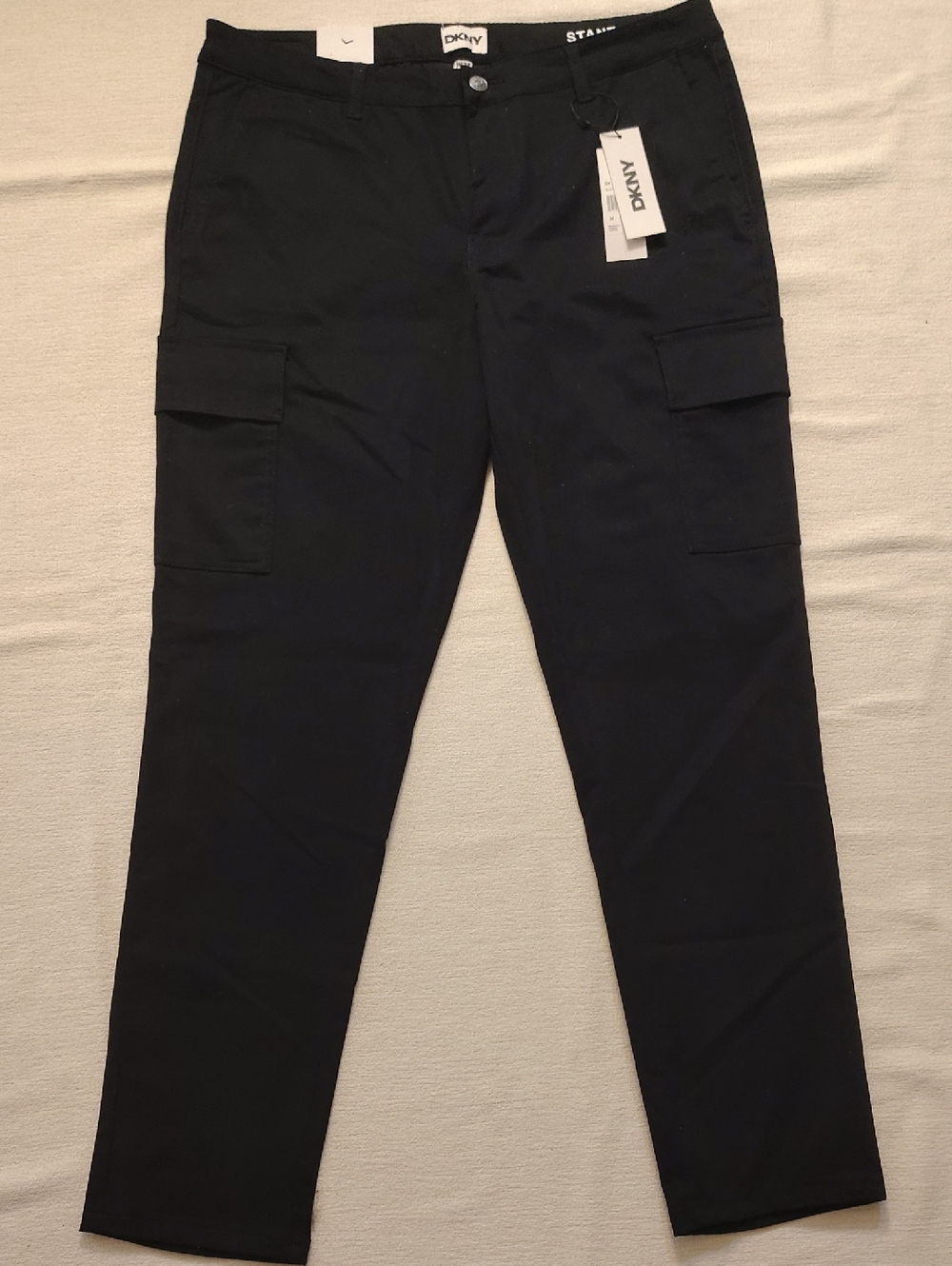 DKNY Stanton Slim-Fit Velvet Cargo Pants.Size 34/32